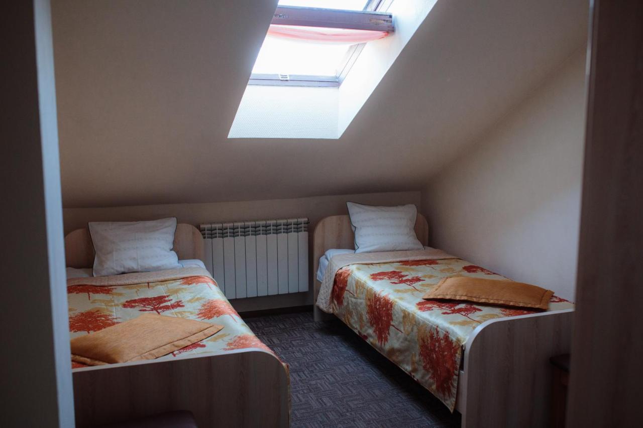Euro Motel Lyuboml Exterior foto